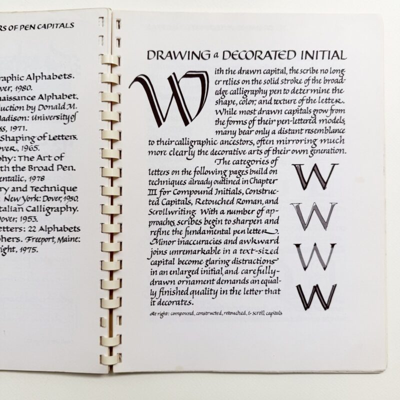 Capitals for Calligraphy книга каліграфія летеринг буквиці купити Україна Київ Перо Маркет