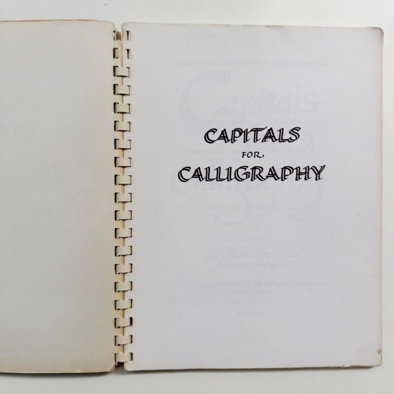 Capitals for Calligraphy книга каліграфія летеринг буквиці купити Україна Київ Перо Маркет
