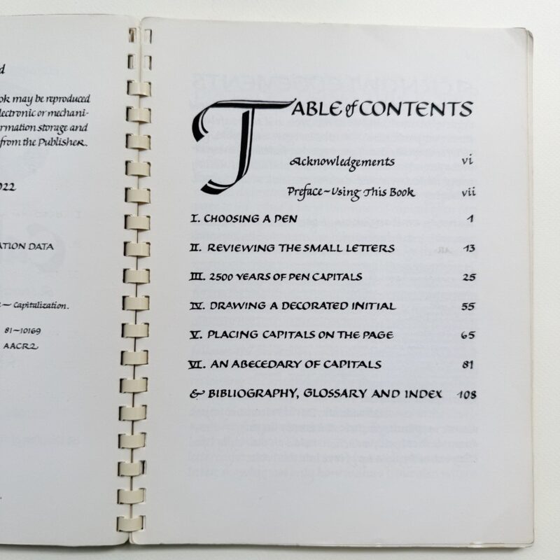 Capitals for Calligraphy книга каліграфія летеринг буквиці купити Україна Київ Перо Маркет