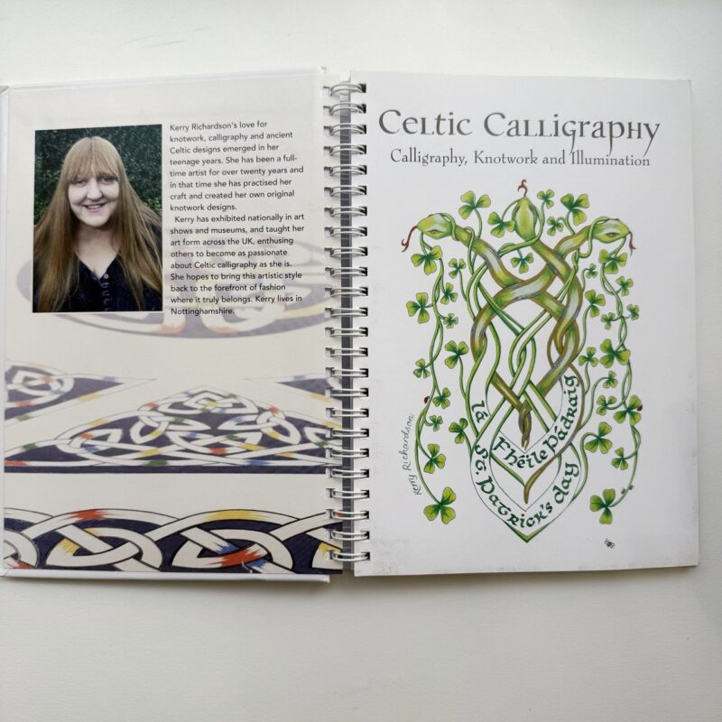 Celtic Calligraphy: Calligraphy, Knotwork and Illumination кельтська ірландська каліграфія орнамент летеринг узори толкінський шрифт книга купити Україна Київ Перо Маркет