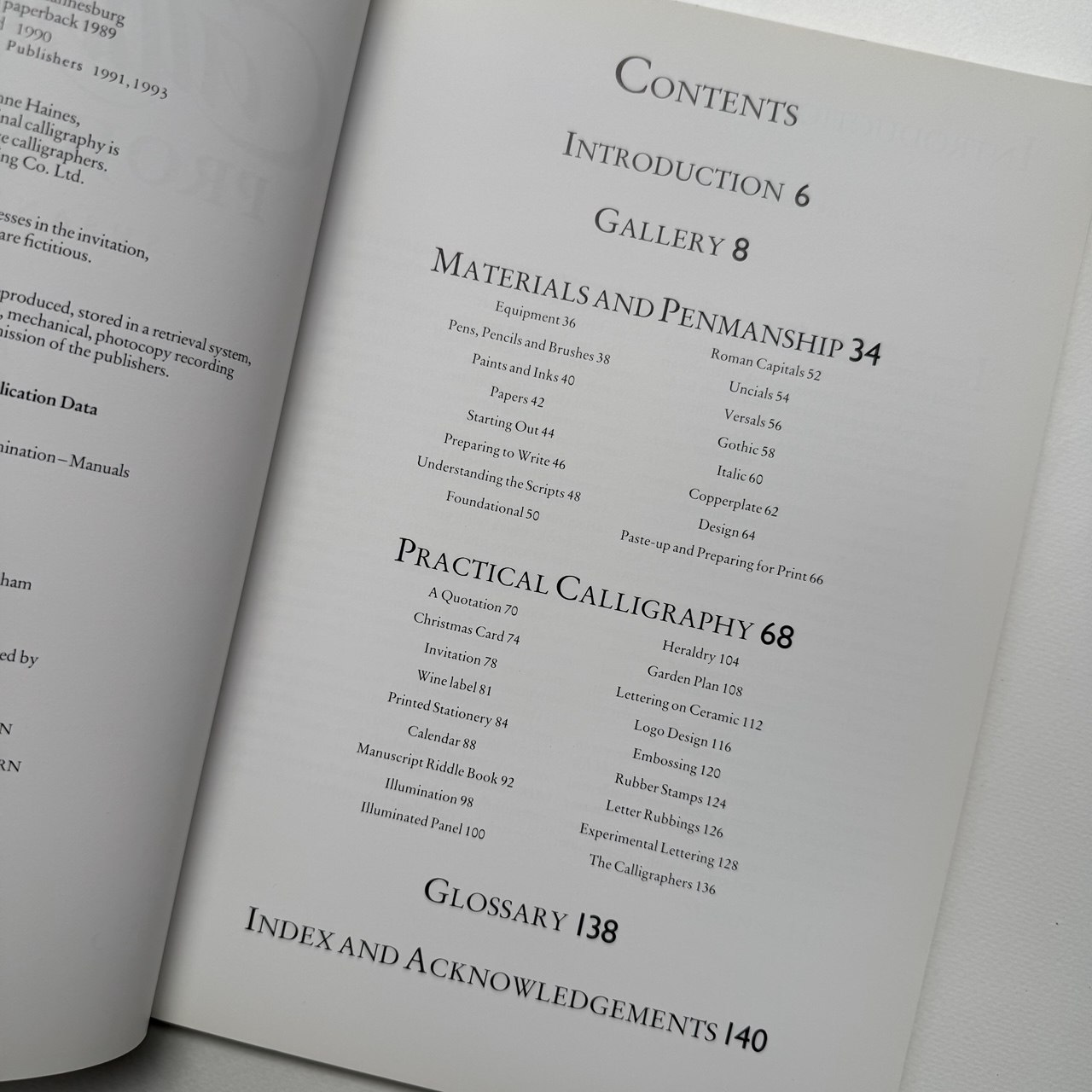 Книга каліграфія для початківців стиль готика коперплейт унціал римський капітальний самовчитель Calligraphers Project Book купити Україна Київ Перо Маркет